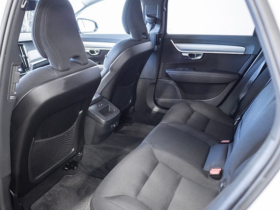 Volvo V90 10 of 20