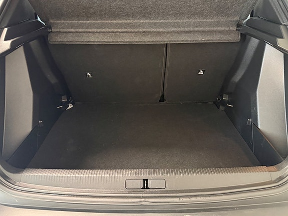 Peugeot 2008 6 of 12