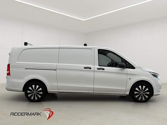 Mercedes-Benz Vito 119 2 of 5