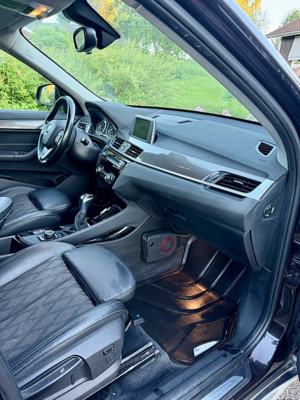 BMW X1 7 of 11