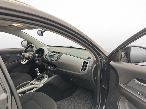 Kia Sportage 12 of 23