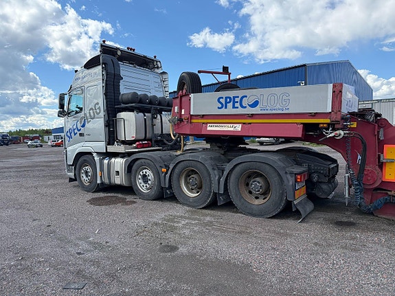 Volvo FH16 8 of 9