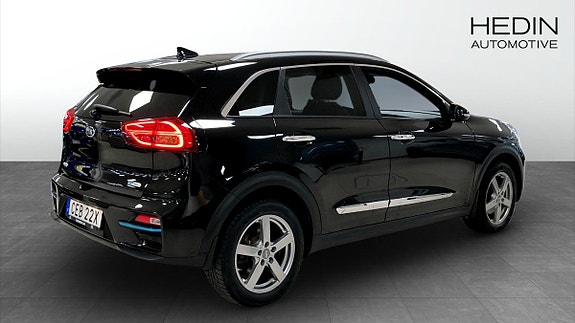 Kia e-Niro 2 of 5