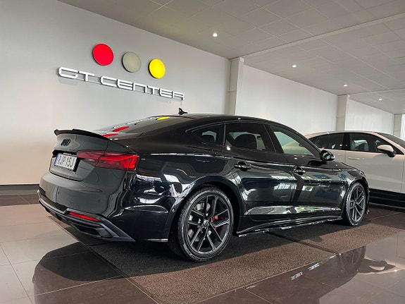 Audi A5 3 of 19