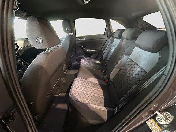 Volkswagen Taigo 8 of 10
