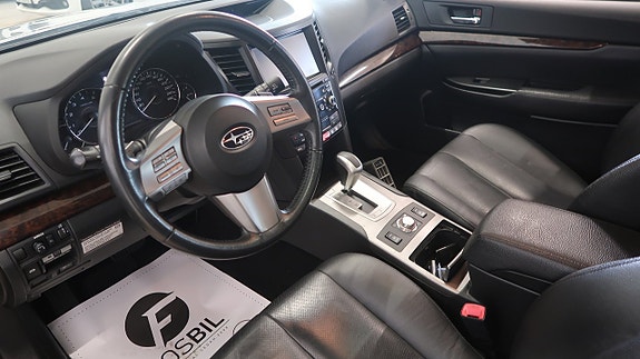 Subaru Outback 9 of 21