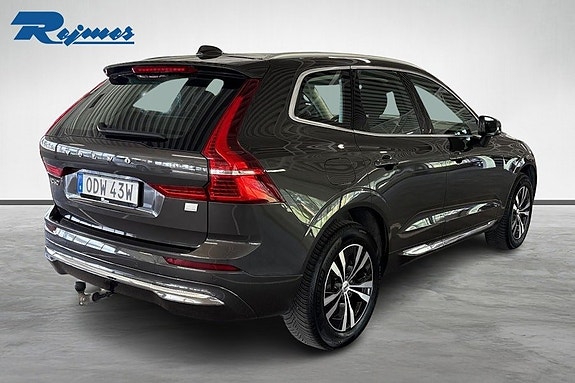 Volvo XC60 15 of 17