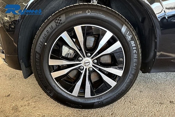 Volvo XC60 17 of 17