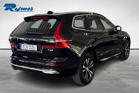 Volvo XC60 15 of 17
