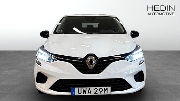 Renault Clio 8 of 12