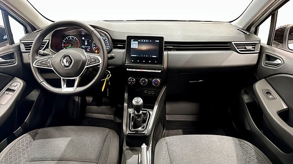 Renault Clio 4 of 12