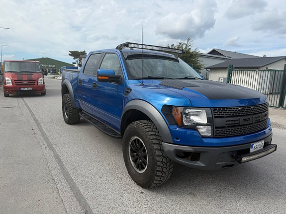 Ford F-150 3 of 5
