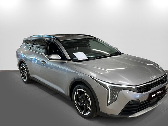 Kia K4 3 of 14