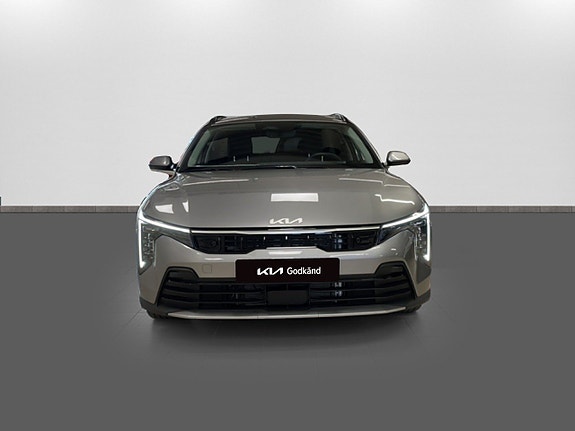 Kia K4 2 of 14