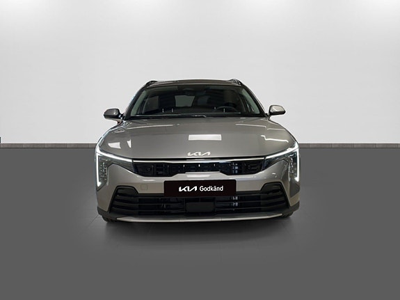 Kia K4 2 of 14