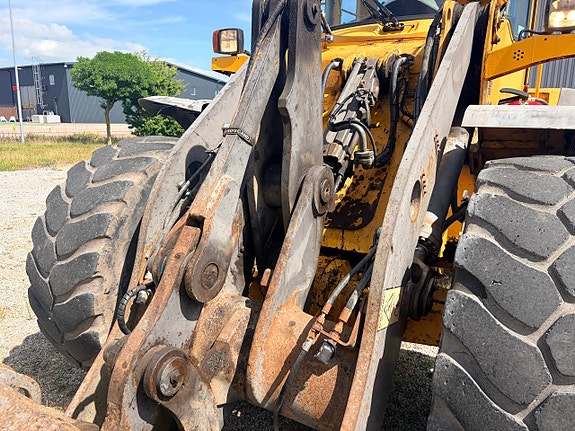 Volvo L 60 E 6 of 12