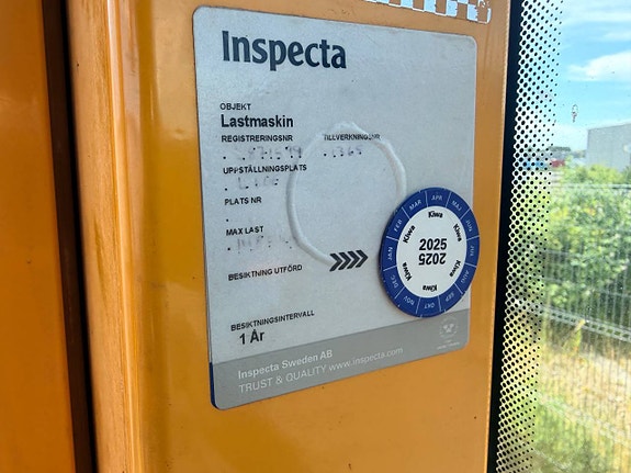 Volvo L 60 E 11 of 12