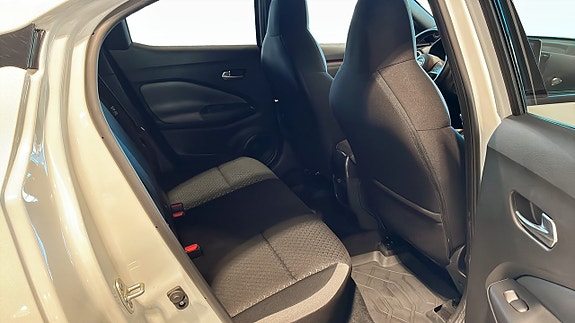 Nissan Juke 5 of 9