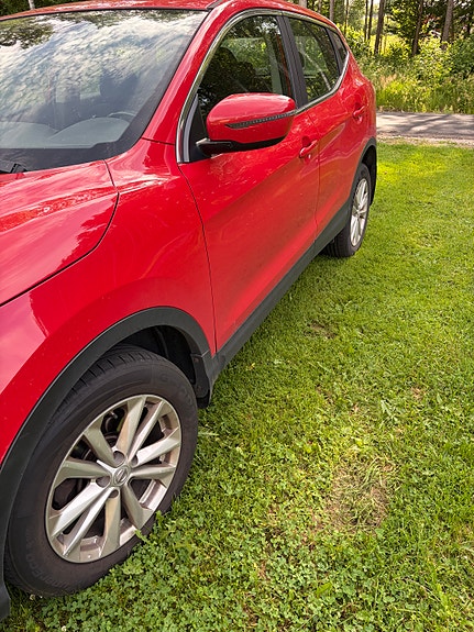 Nissan Qashqai 2 of 5