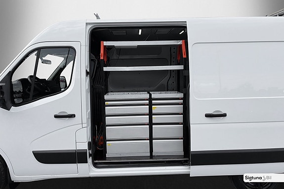 Renault Master 12 of 23