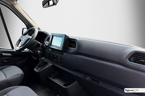 Renault Master 15 of 23