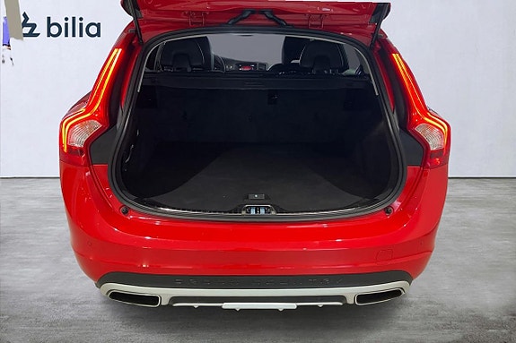 Volvo V60 Cross Country 15 of 18
