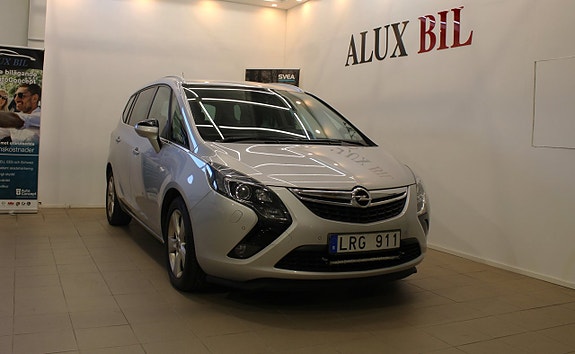 Opel Zafira Tourer 2 of 5