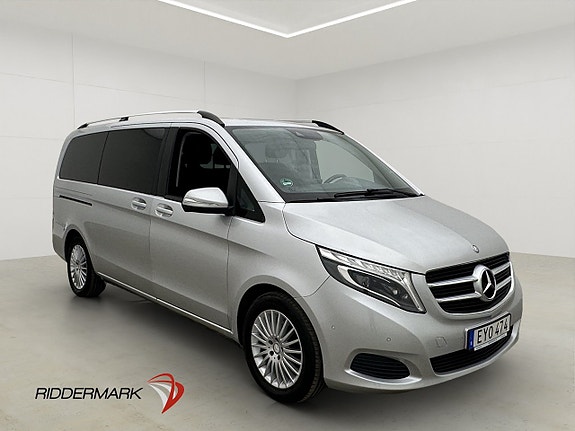 Mercedes-Benz V220 d 4 of 5