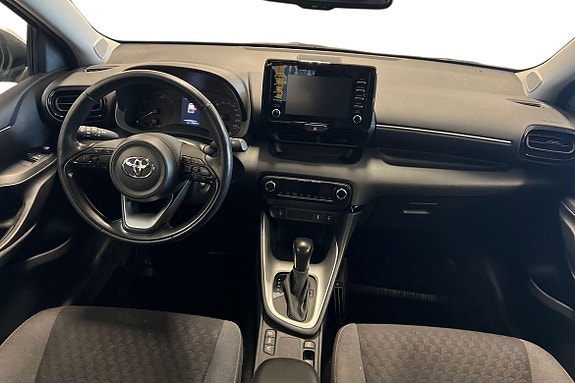 Toyota Yaris 10 of 21