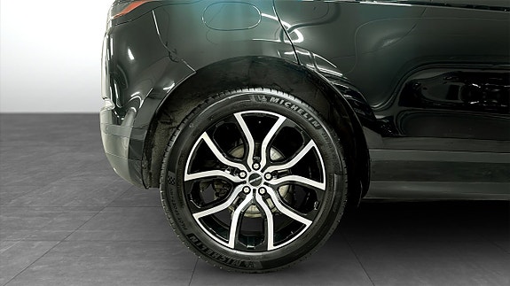 Land Rover Range Rover Evoque 9 of 12