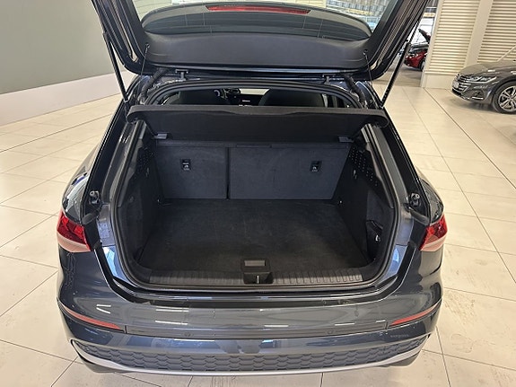 Audi A3 8 of 18