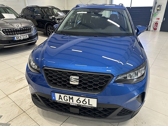 Seat Arona 4 of 5