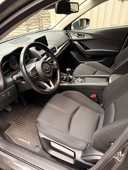Mazda 3 15 of 16