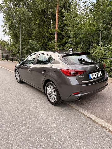 Mazda 3 6 of 16