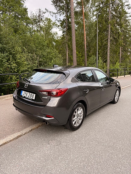 Mazda 3 5 of 16