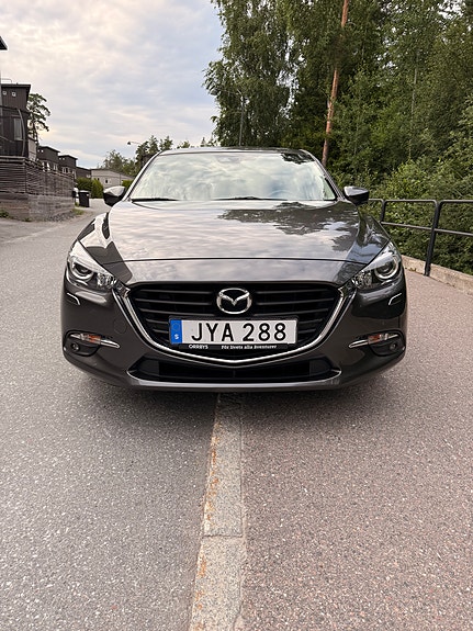 Mazda 3 4 of 16