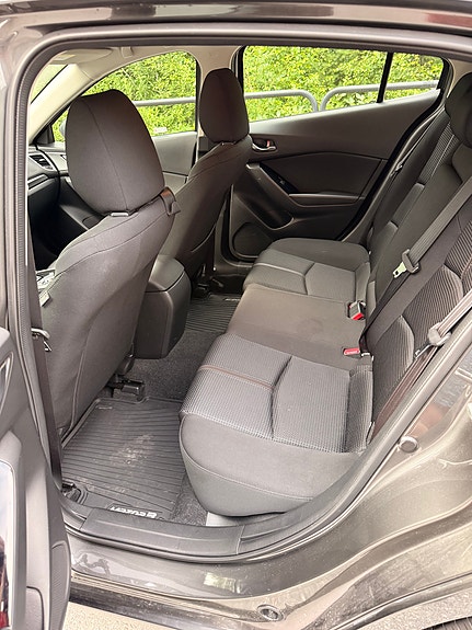 Mazda 3 16 of 16