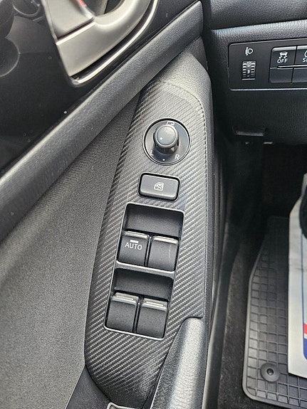Mazda 3 8 of 18