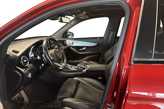 Mercedes-Benz GLC300 de 9 of 18