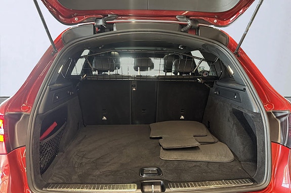 Mercedes-Benz GLC300 de 17 of 18