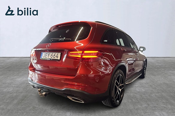 Mercedes-Benz GLC300 de 6 of 18