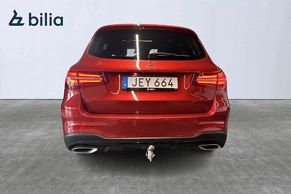 Mercedes-Benz GLC300 de 5 of 5