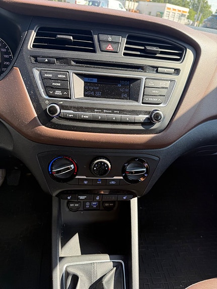 Hyundai i20 5 of 5