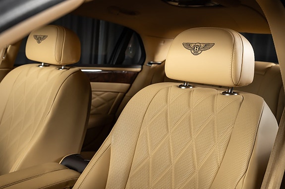 Bentley Flying Spur 24 of 30