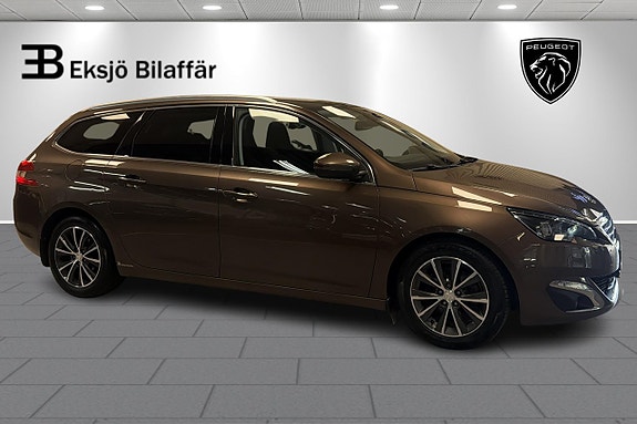 Peugeot 308 SW 4 of 5