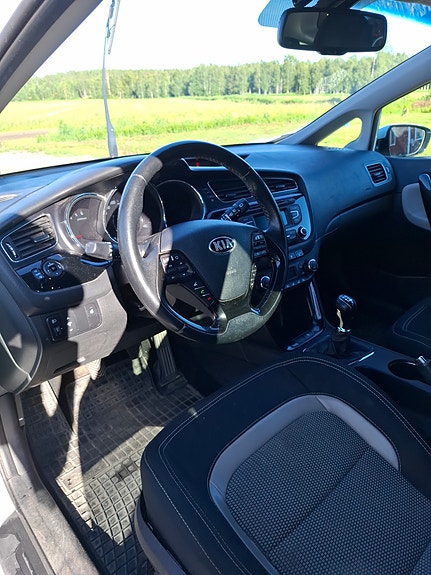 Kia Ceed 5 of 5