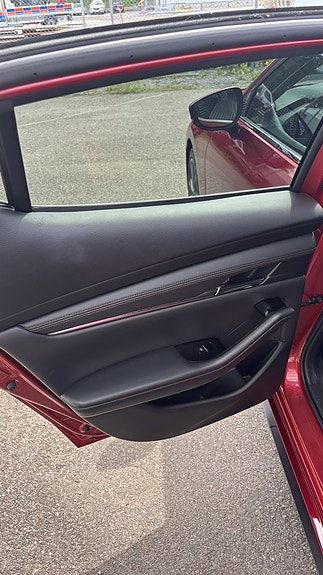 Mazda 3 15 of 19