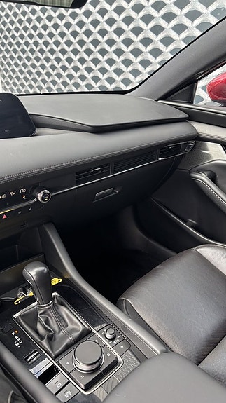 Mazda 3 13 of 19