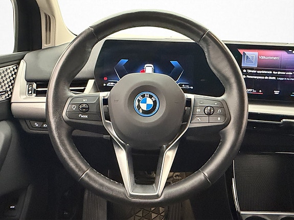 BMW 225e 12 of 30