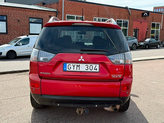 Mitsubishi Outlander 6 of 15